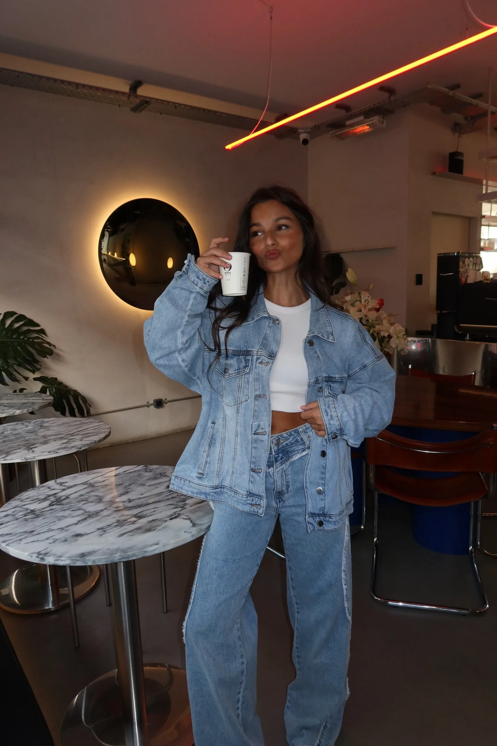 Los Angeles Wide Leg Jeans - Image 4