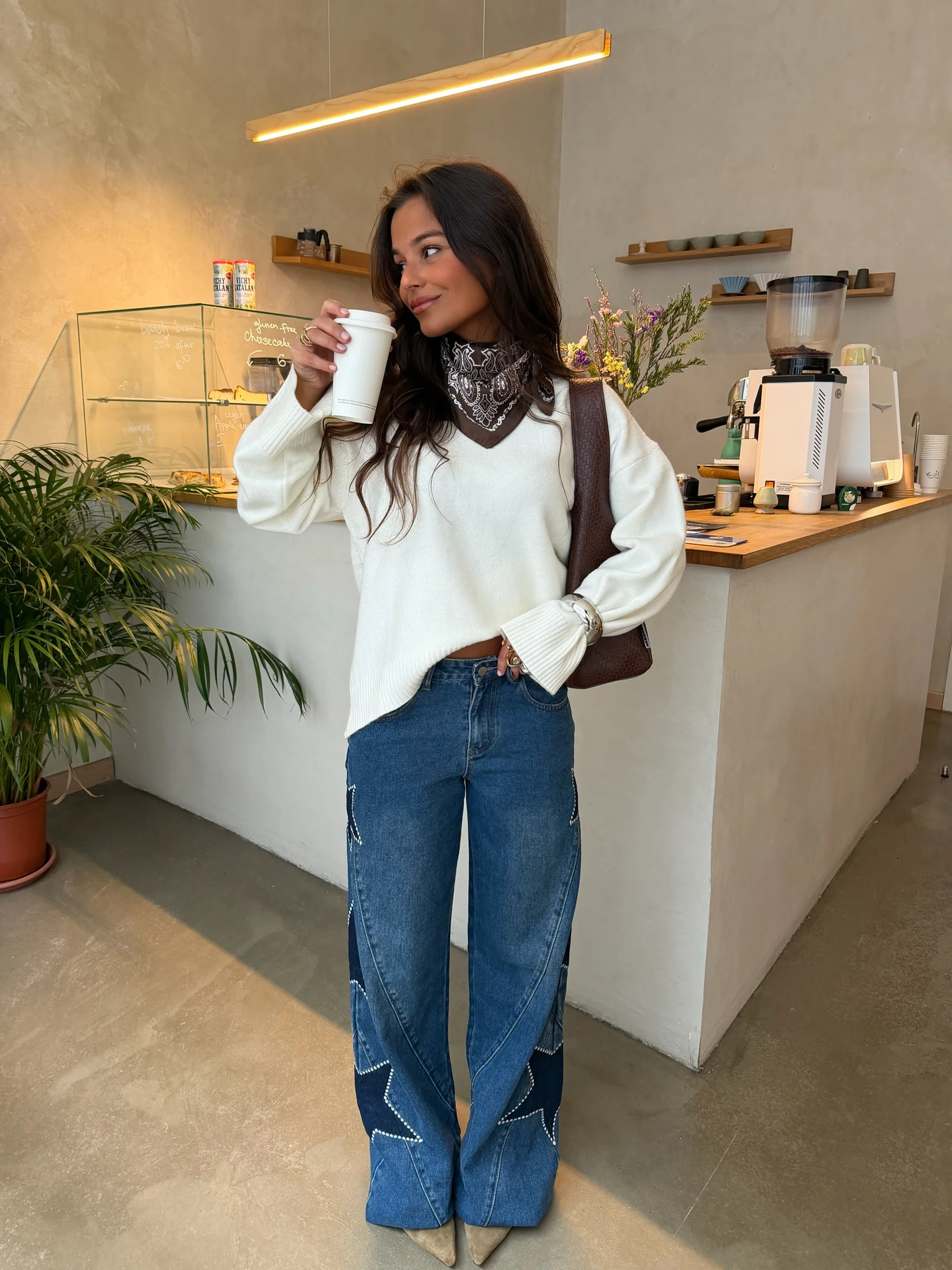 Star Denim Jeans in Dark Blue - Image 4