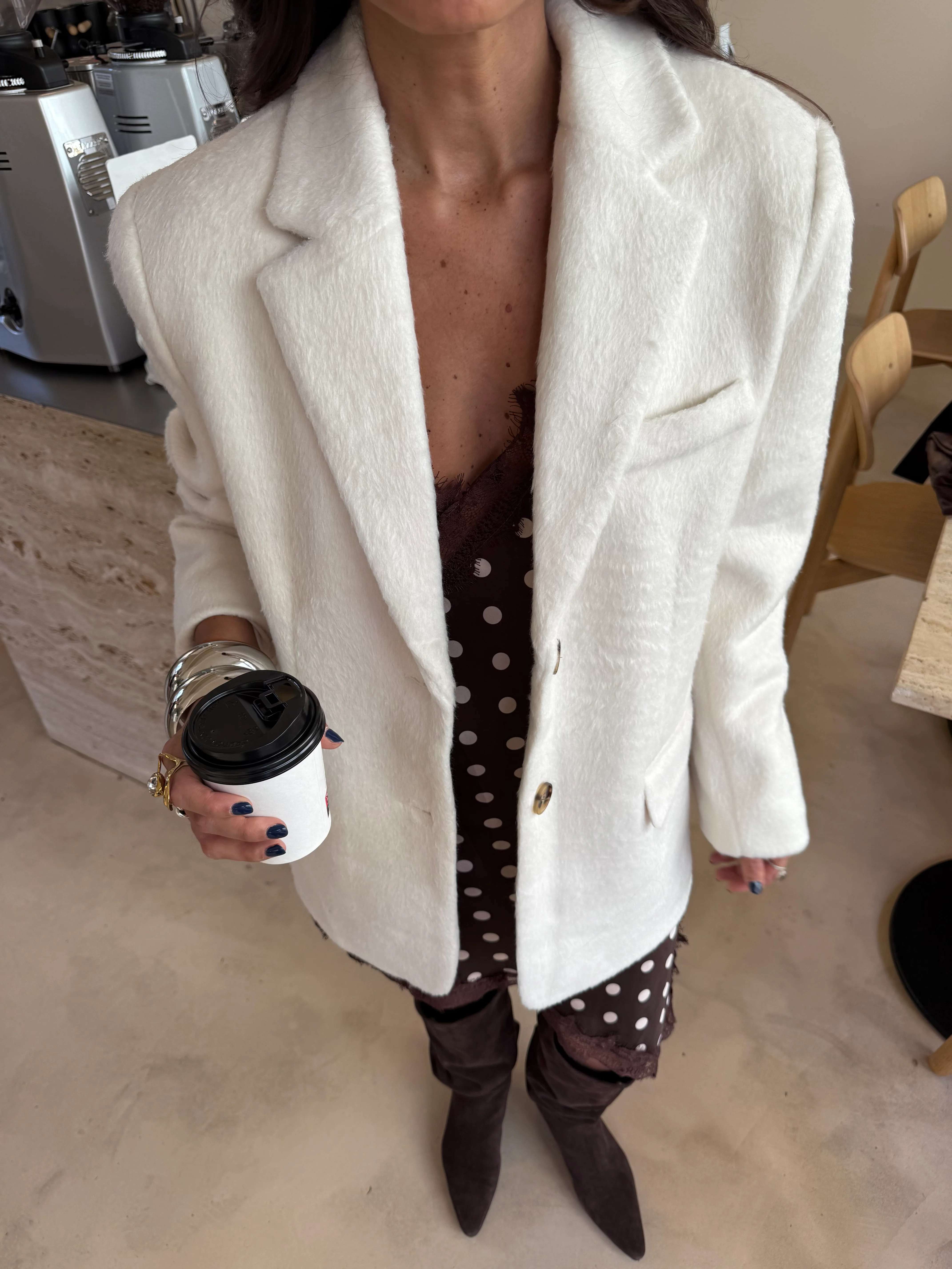 Wool Vienna Blazer in White - Image 7