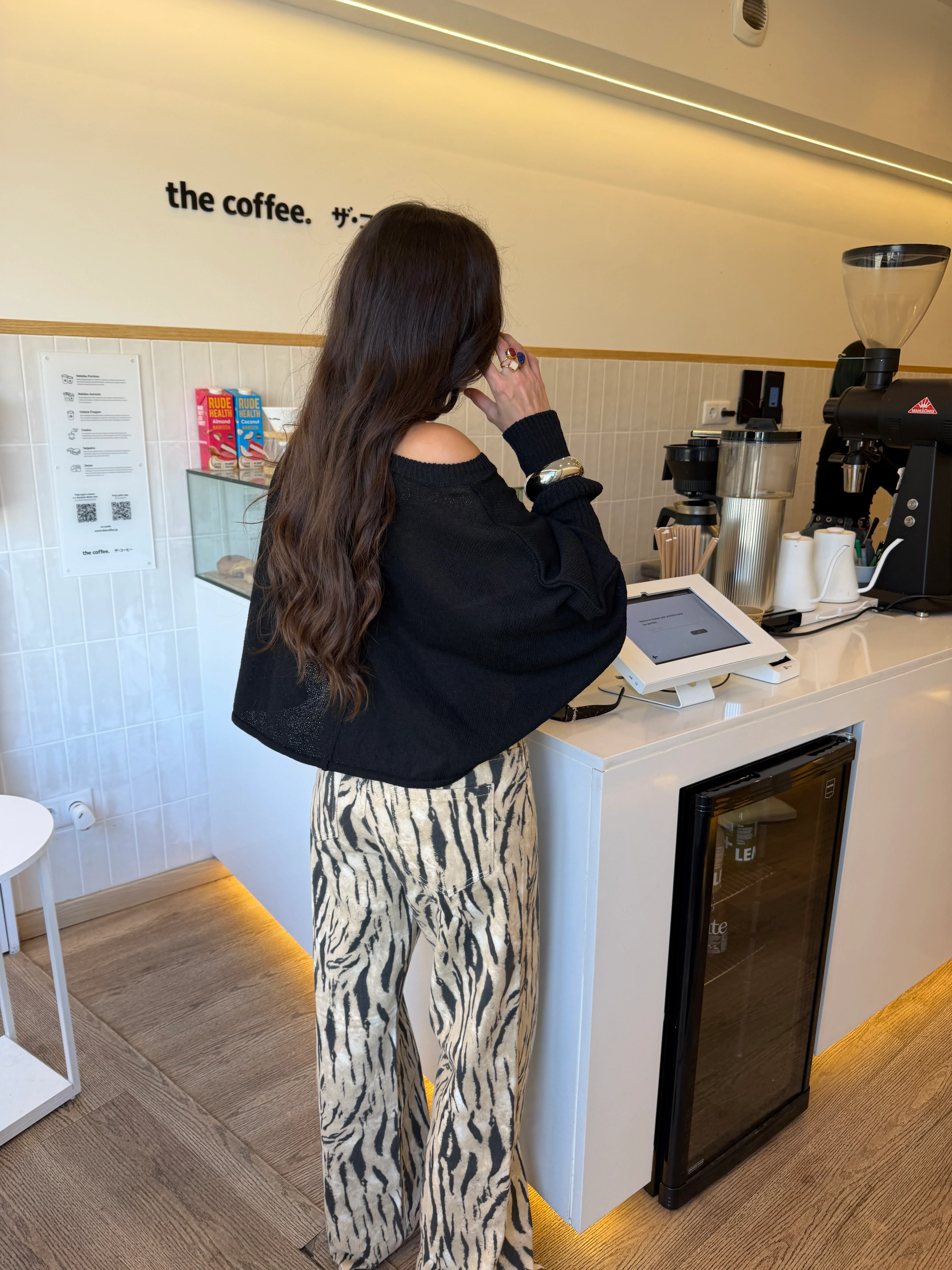 Zebra Print Wide Leg Pants - Image 11